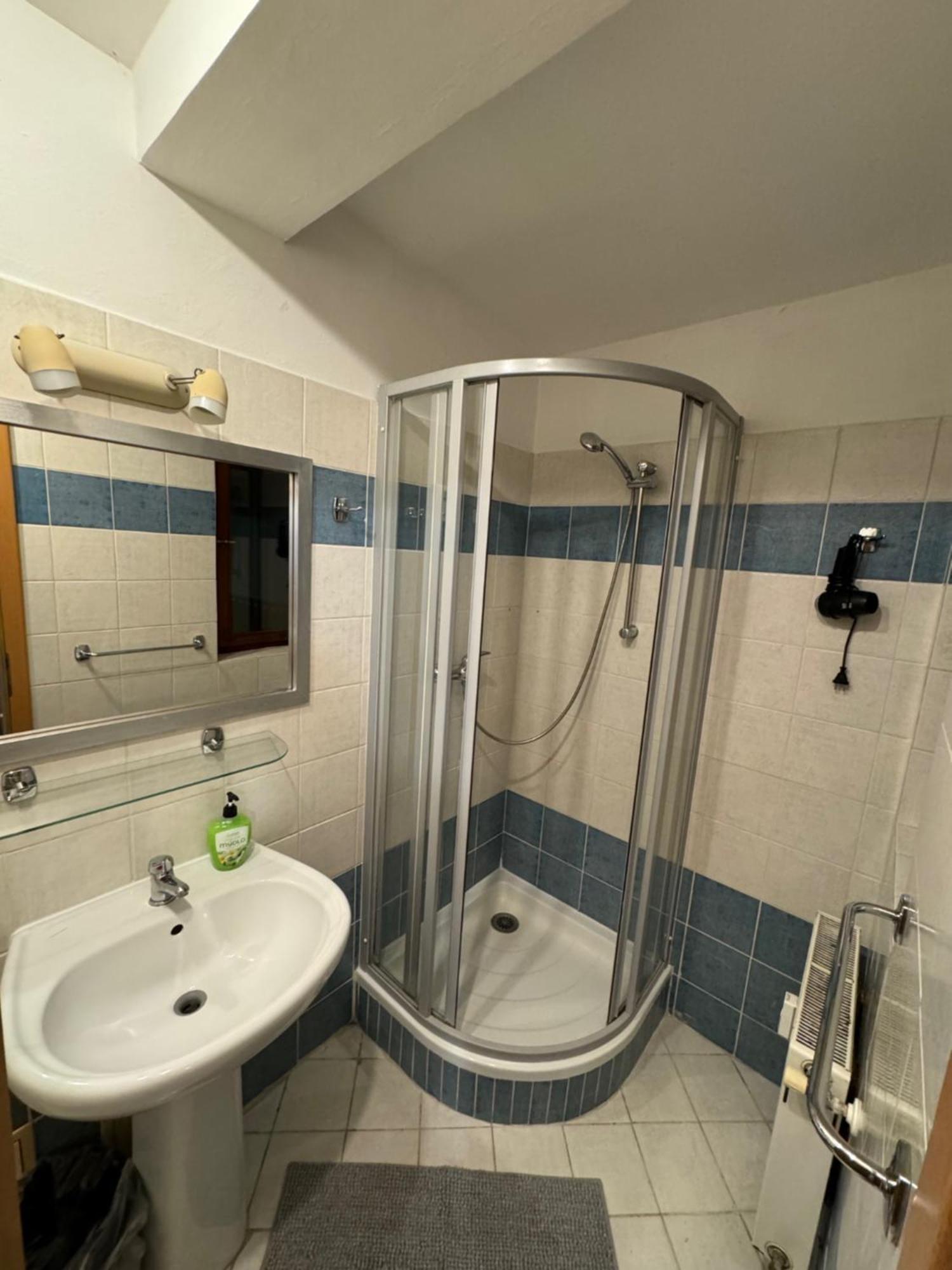 Vitkova Duplex With Terrace Near Florenc Apartament